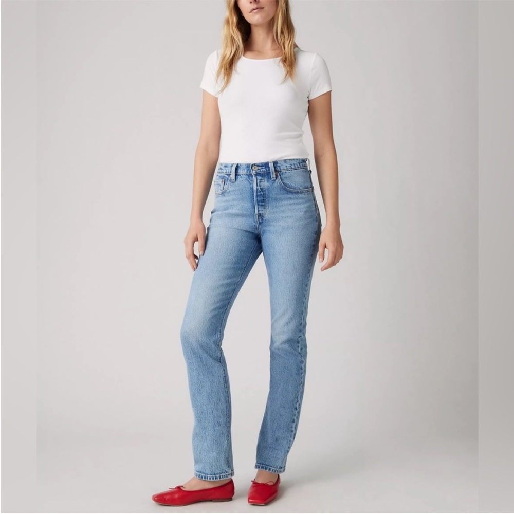 85 Levi’s 501 Jeans